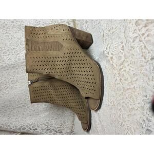 TOMS Majorca Peep Toe Perforated Suede Booties size 9.5